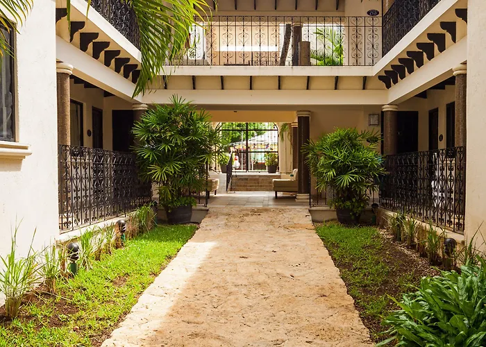 Nina Hotel