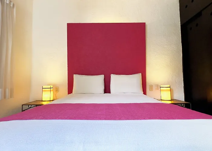 Hotel Nina