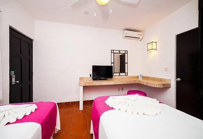 Nina Hotel 4*