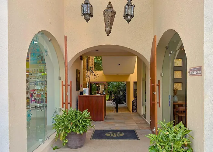 Hotel Nina 4*