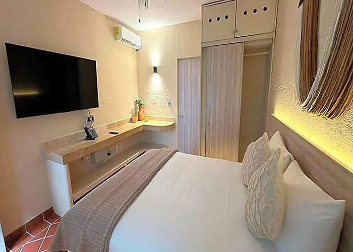 Hotel Nina 4*