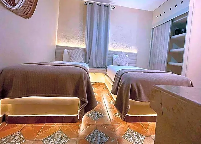 Hotel Nina 4*